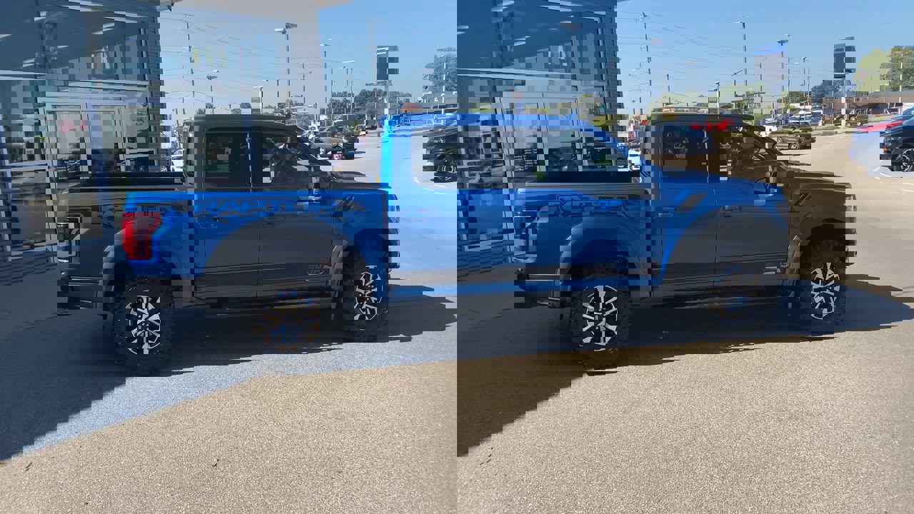 2019 Ford F-150 Raptor photo 2