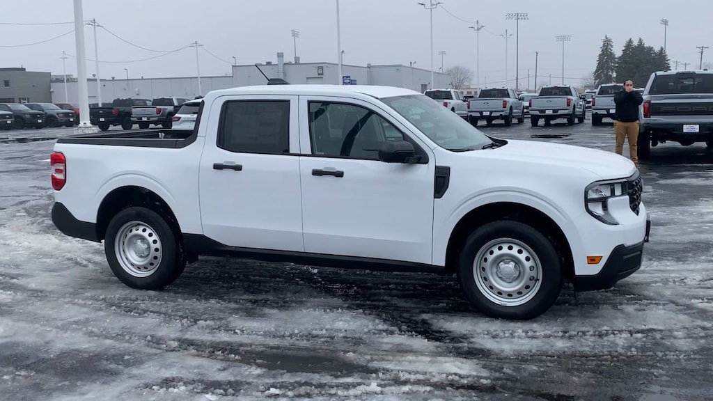 New 2025 Ford Maverick XL Truck SuperCrew
