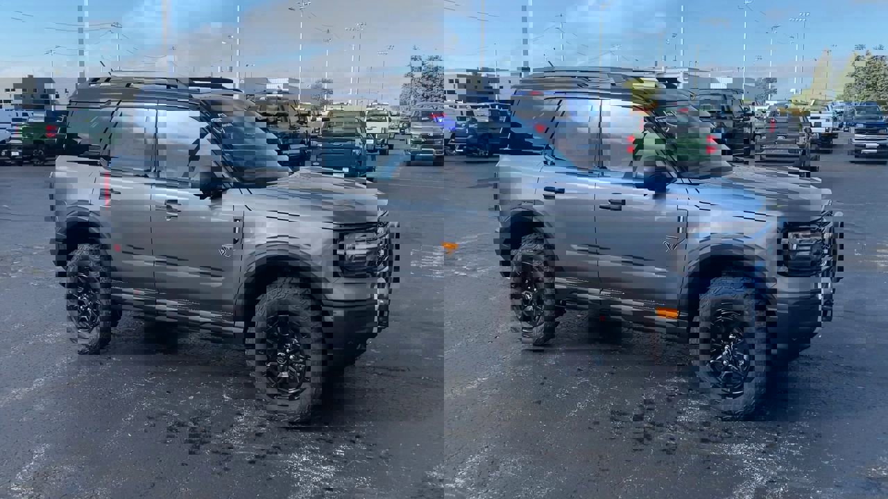 2025 Ford Bronco Sport Badlands photo 3