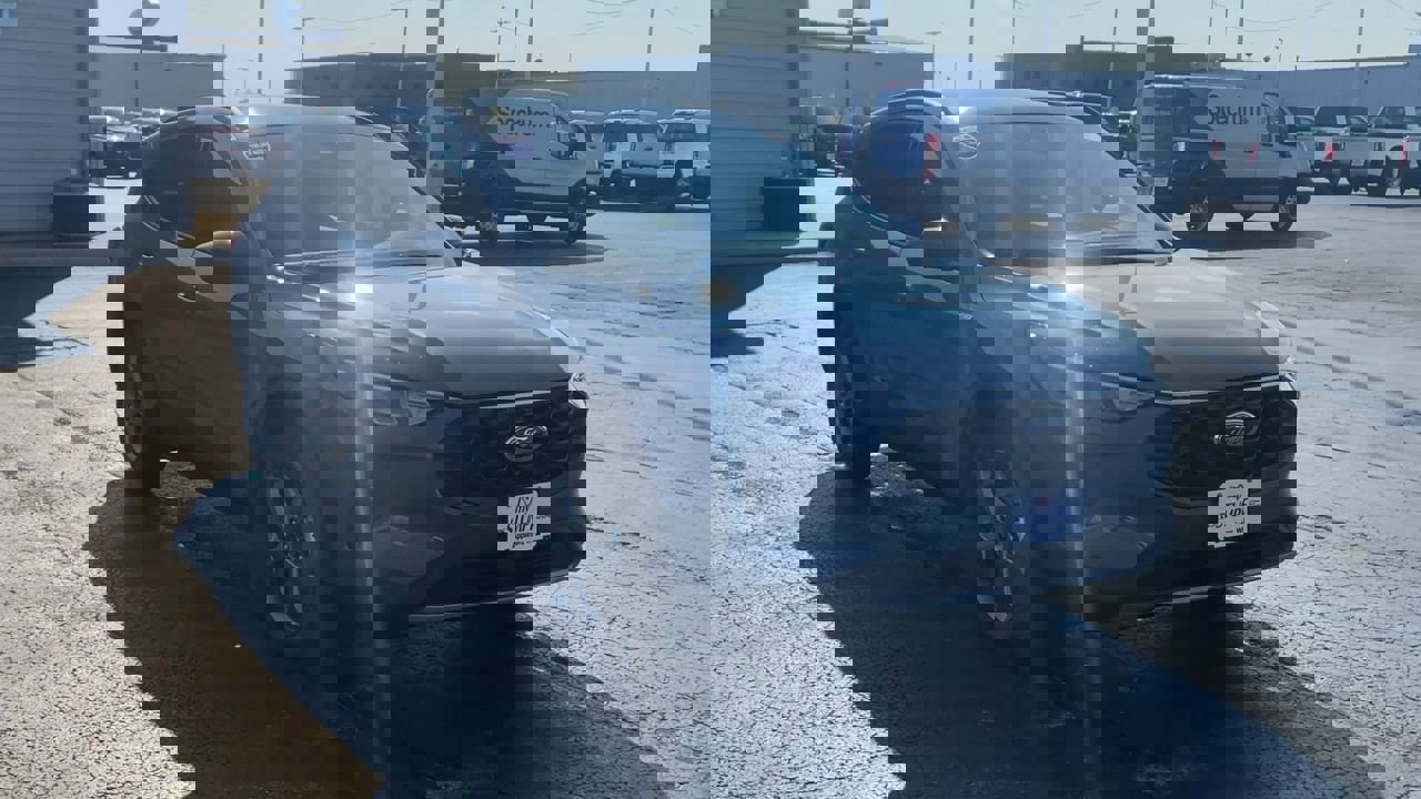 2026 Ford Escape ST-Line Select photo 4
