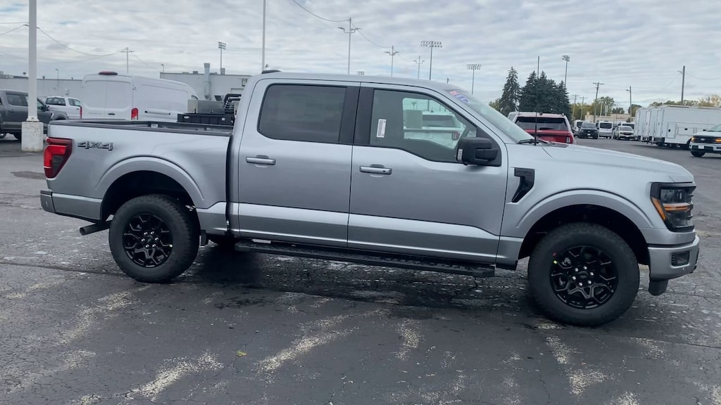 New 2025 Ford F-150 XLT Truck SuperCrew Cab