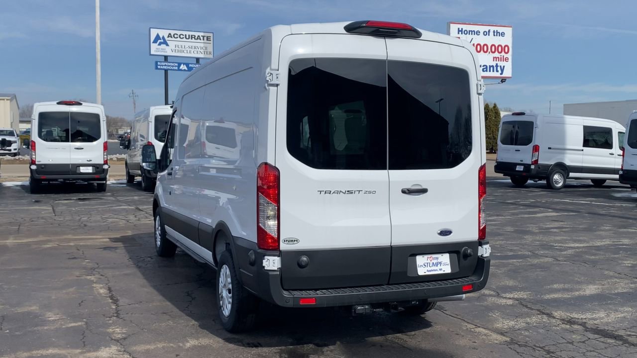 2025 Ford Transit Van Base - Photo 8