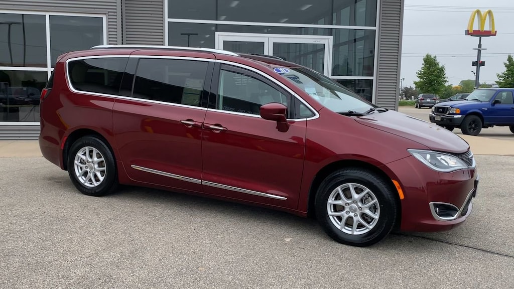 Used 2020 Chrysler Pacifica Touring L Van Passenger Van