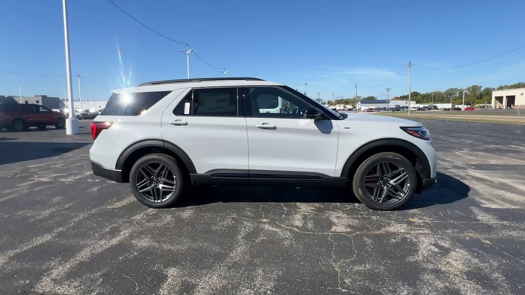 New 2027 Ford Explorer ST-Line SUV