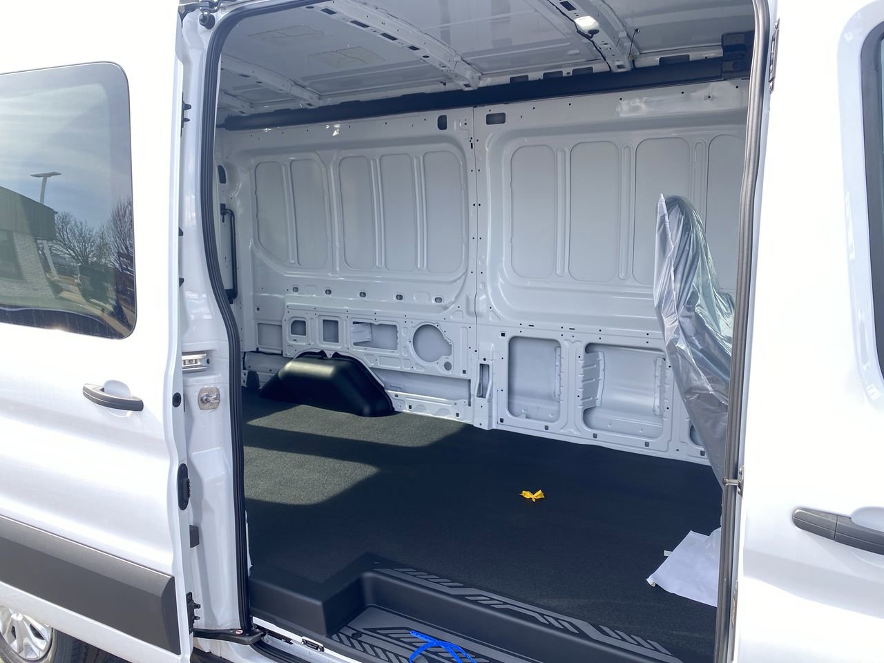 2025 Ford Transit Van Base - Photo 17