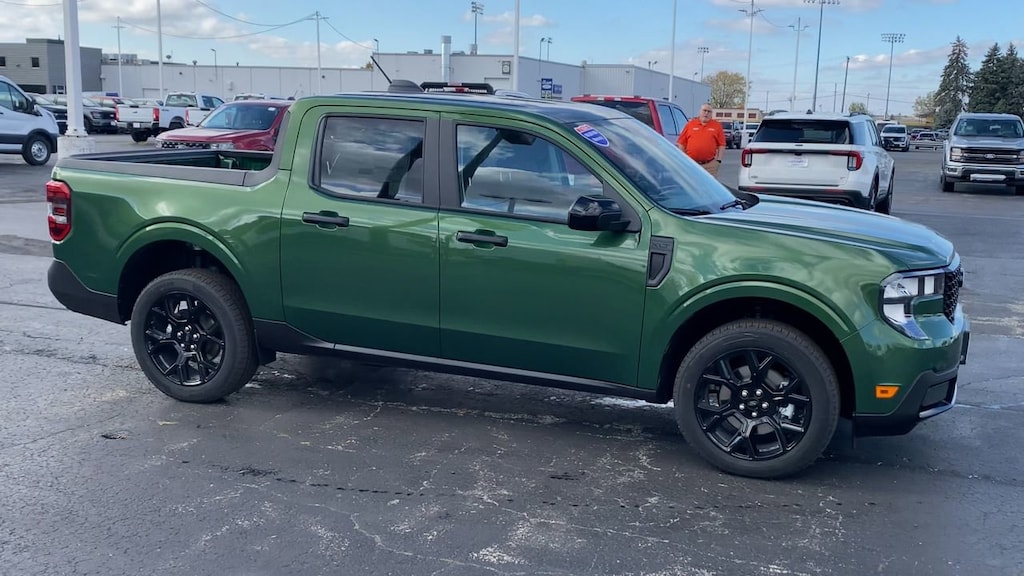 New 2025 Ford Maverick XLT Truck SuperCrew