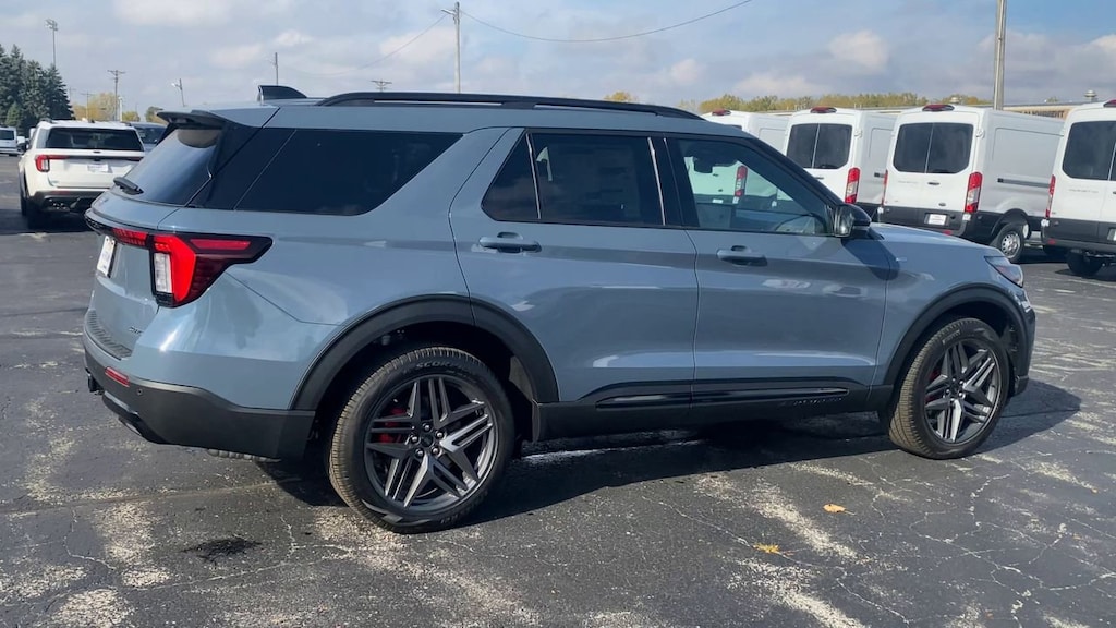 New 2025 Ford Explorer ST-Line SUV
