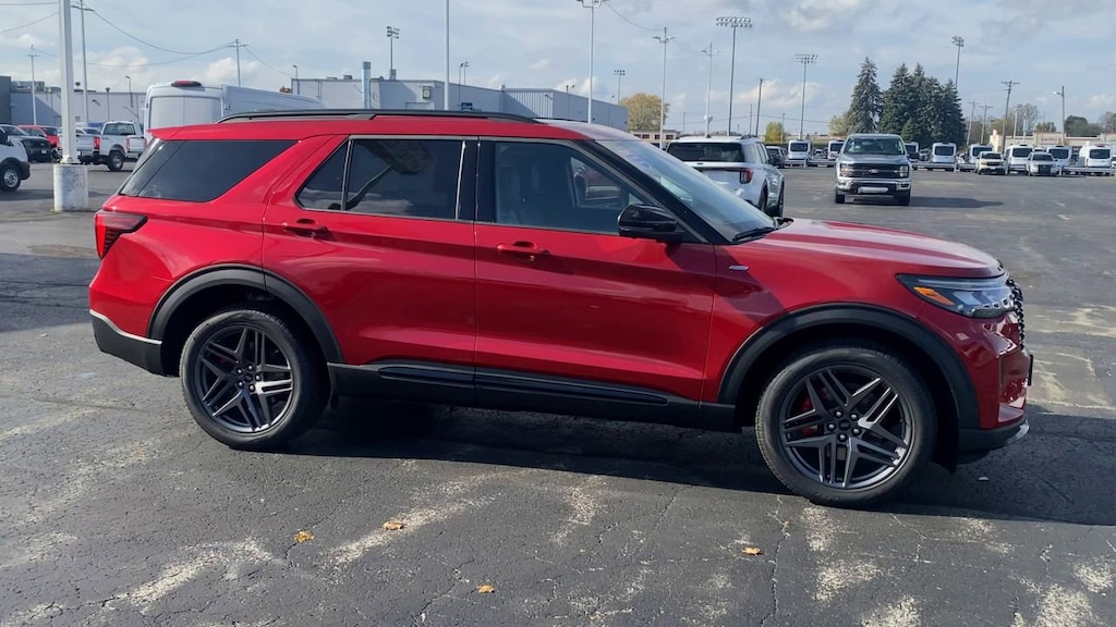 New 2025 Ford Explorer ST-Line SUV