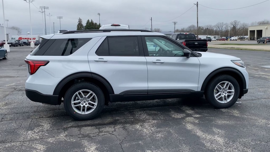 New 2026 Ford Explorer Active w/200A Pkg SUV