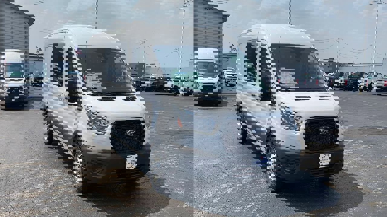2025 Ford Transit Cargo XL Van photo 3