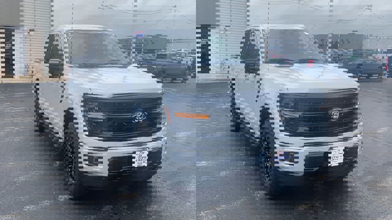 2025 Ford F-150 XLT photo 4