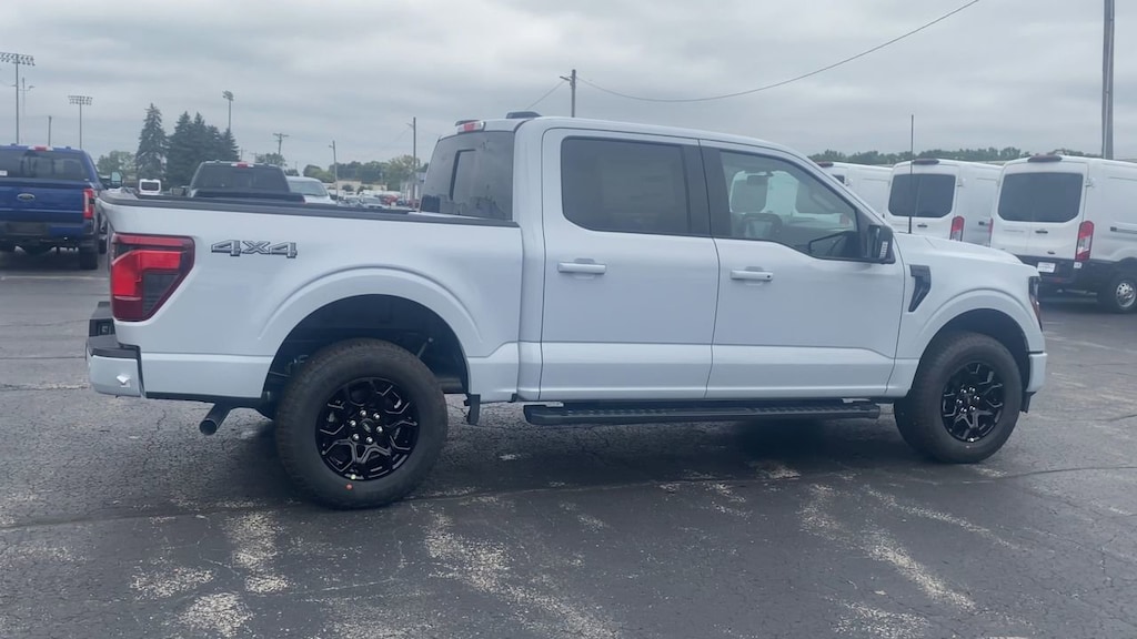 New 2025 Ford F-150 XLT Truck SuperCrew Cab