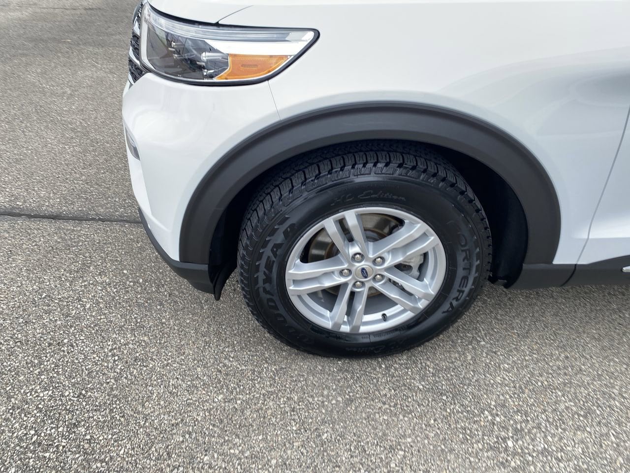 2024 Ford Explorer XLT - Photo 10