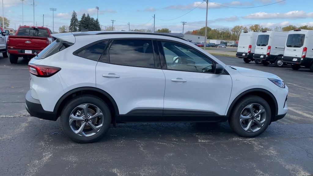 New 2025 Ford Escape ST-Line SUV