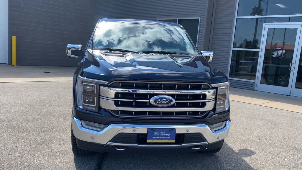 Used 2022 Ford F-150 Lariat 4WD SuperCrew 5.5 Box Truck SuperCrew Cab
