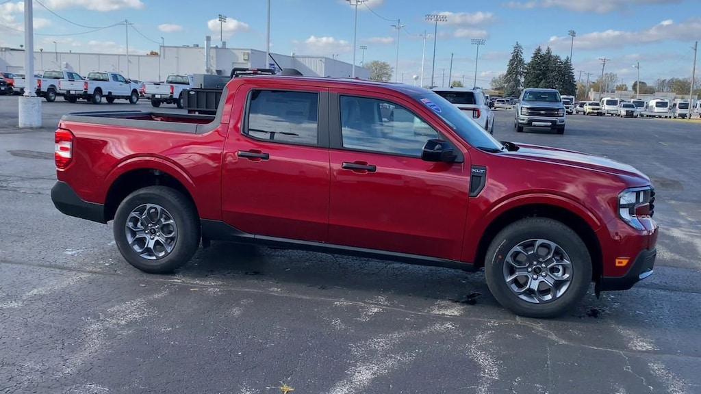 New 2025 Ford Maverick XLT Truck SuperCrew