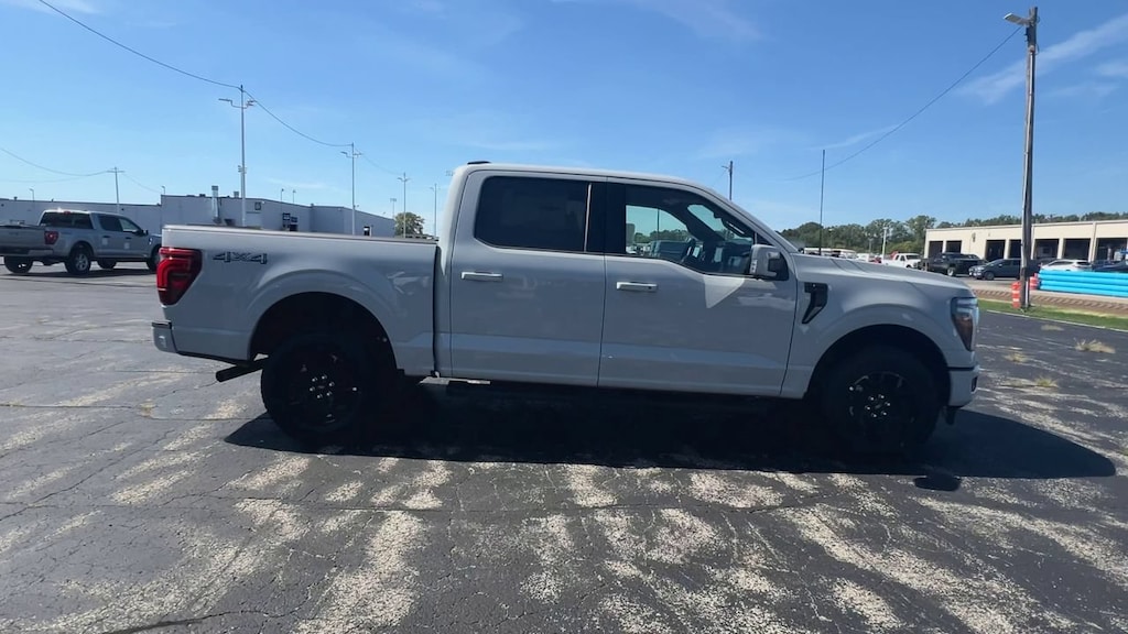 New 2026 Ford F-150 LARIAT Truck SuperCrew Cab