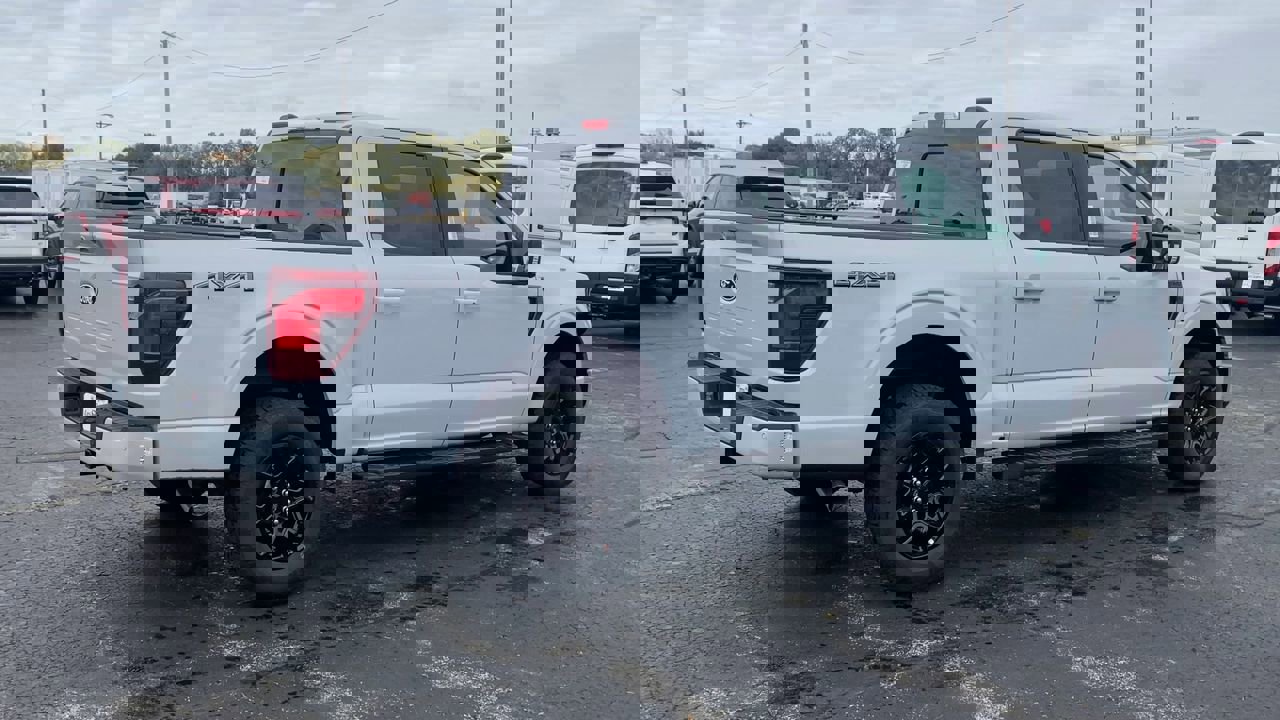 2025 Ford F-150 XLT photo 2