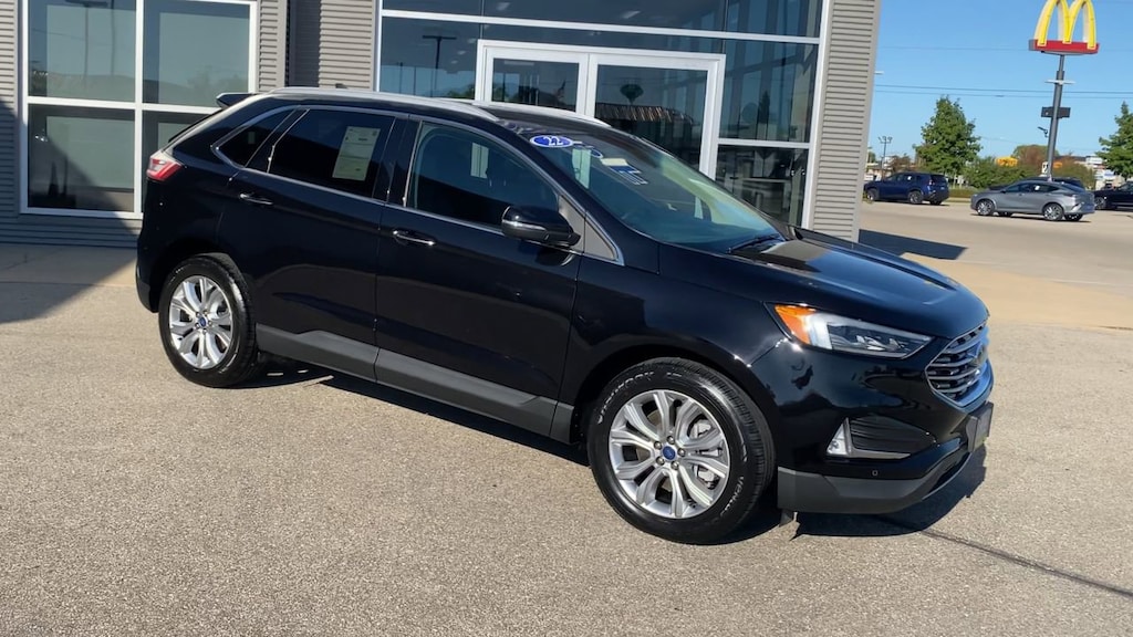 Certified 2022 Ford Edge Titanium SUV
