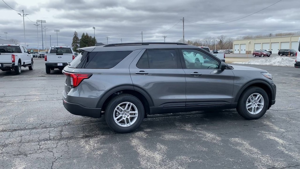 New 2026 Ford Explorer Active w/200A Pkg SUV