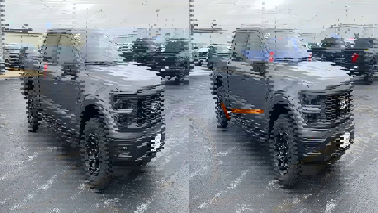 2025 Ford F-150 STX photo 4