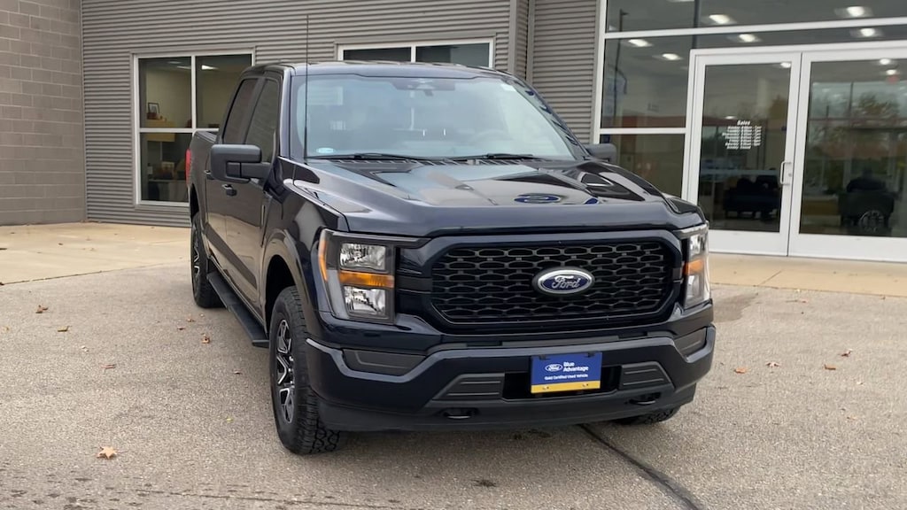 Used 2023 Ford F-150 XL 4WD SuperCrew 5.5 Box Truck SuperCrew Cab