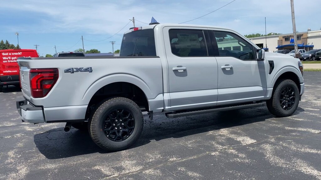 New 2026 Ford F-150 LARIAT Truck SuperCrew Cab
