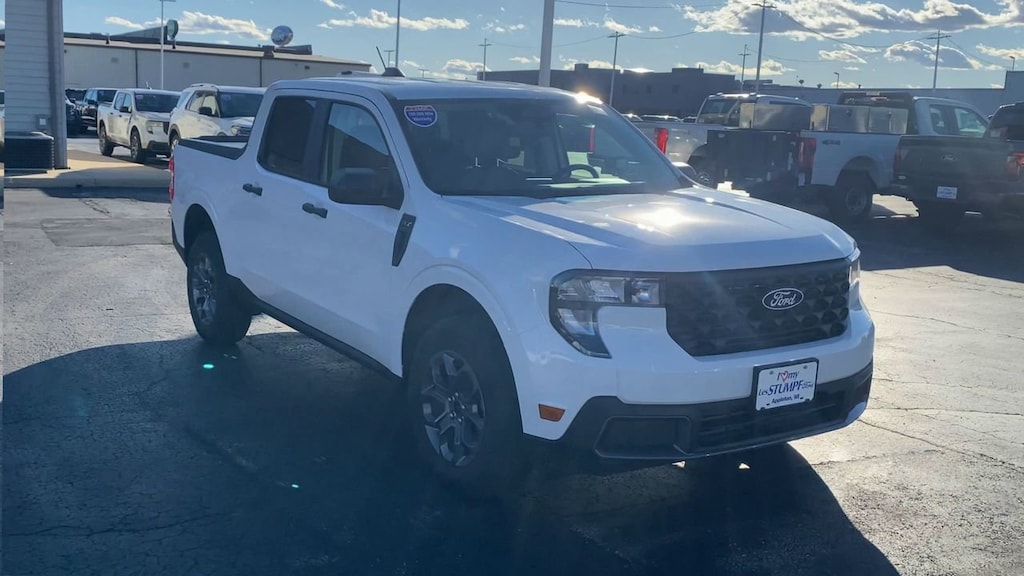 New 2025 Ford Maverick XLT Truck SuperCrew