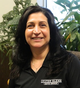 Staff member Sue D. from ID_975bd8