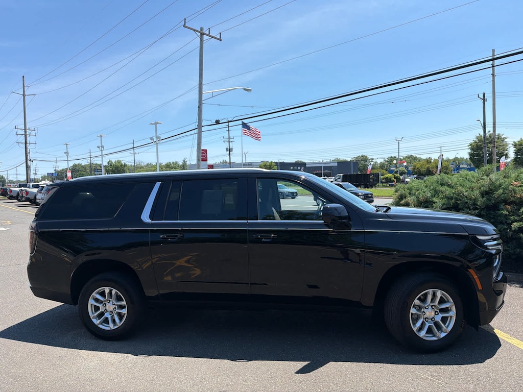 Certified 2025 Chevrolet Suburban LS 4WD