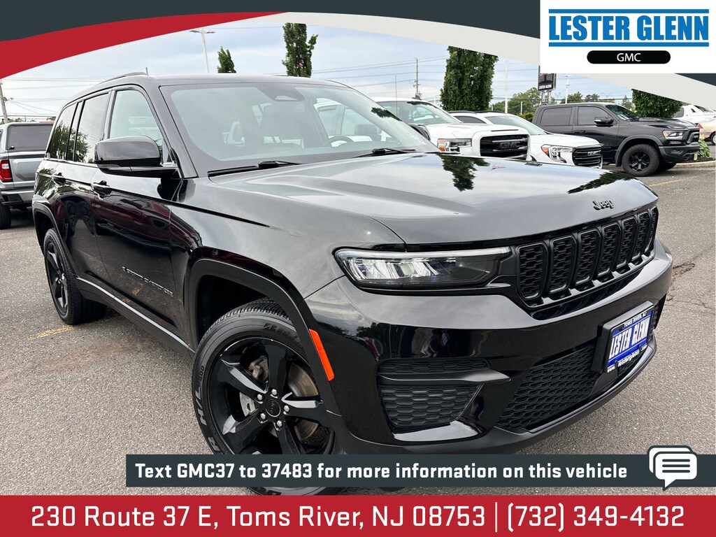Used 2023 Jeep Grand Cherokee Altitude X 4x4
