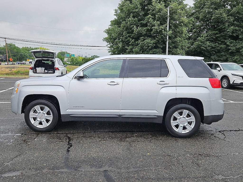 Used 2011 GMC Terrain SLE-1 FWD