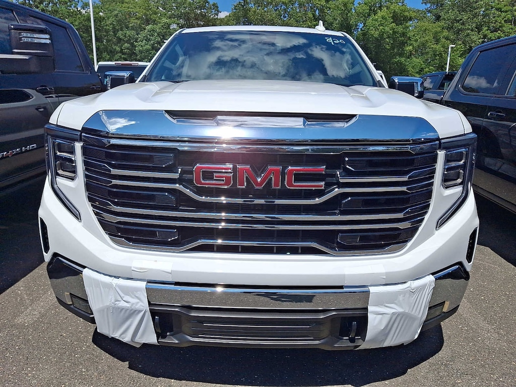 New 2026 GMC Sierra 1500 SLT