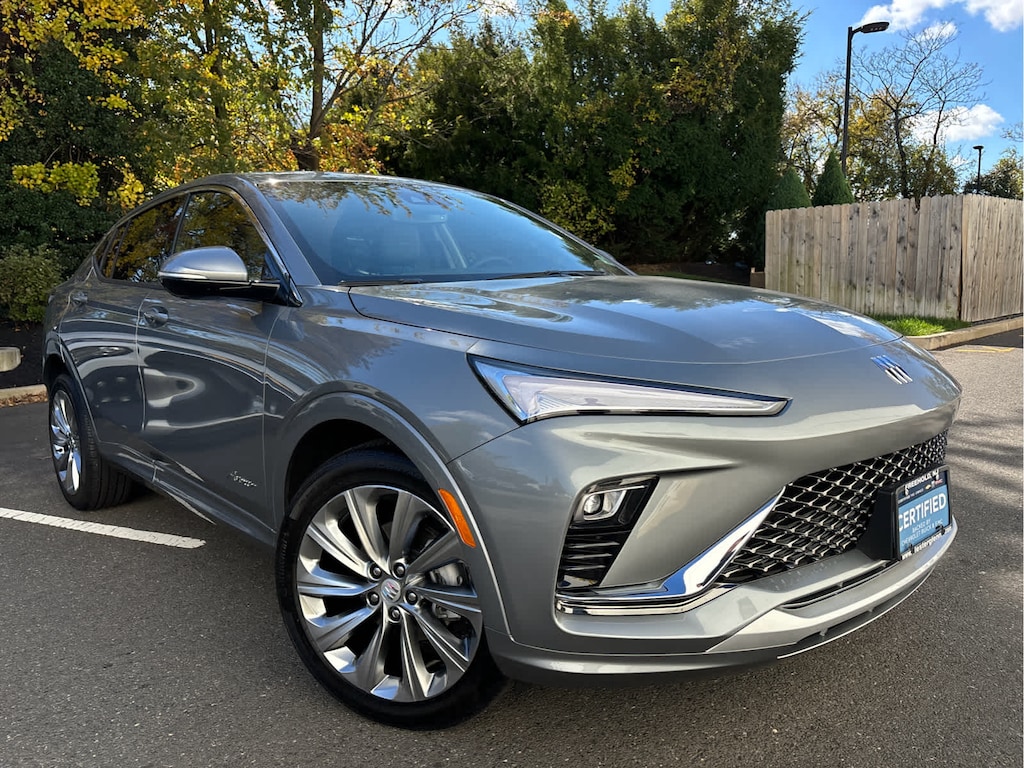 Used 2025 Buick Envista Avenir FWD