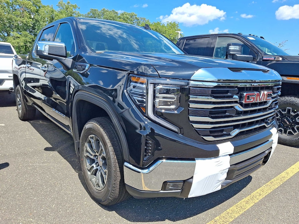New 2026 GMC Sierra 1500 SLT