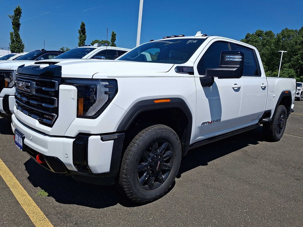 New 2026 GMC Sierra 2500HD AT4