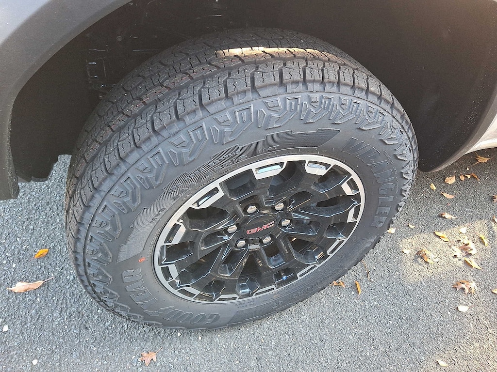 New 2026 GMC Canyon 4WD AT4 4WD Crew Cab 4WD Crew Cab