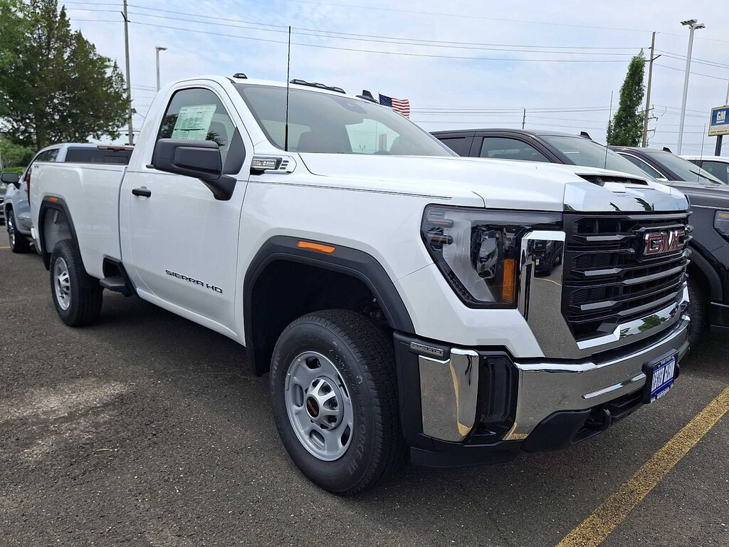 New 2026 GMC Sierra 2500HD Pro 4WD Reg Cab 142 4WD Reg Cab 142