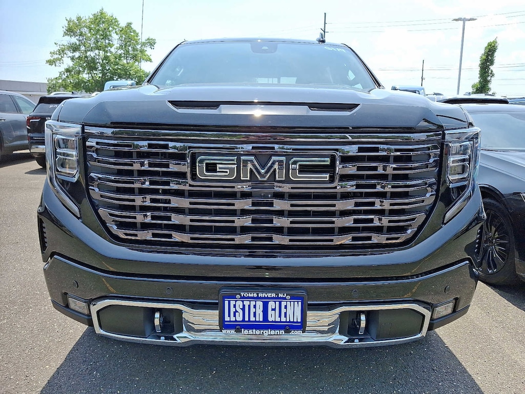 New 2025 GMC Sierra 1500 Denali Ultimate 4WD Crew Cab 147 4WD Crew Cab 147