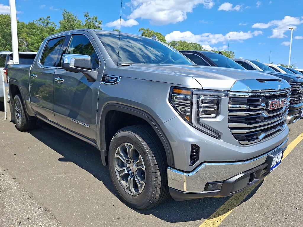 New 2026 GMC Sierra 1500 SLT