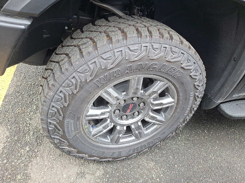New 2026 GMC Sierra 1500 AT4X 4WD Crew Cab 147 4WD Crew Cab 147