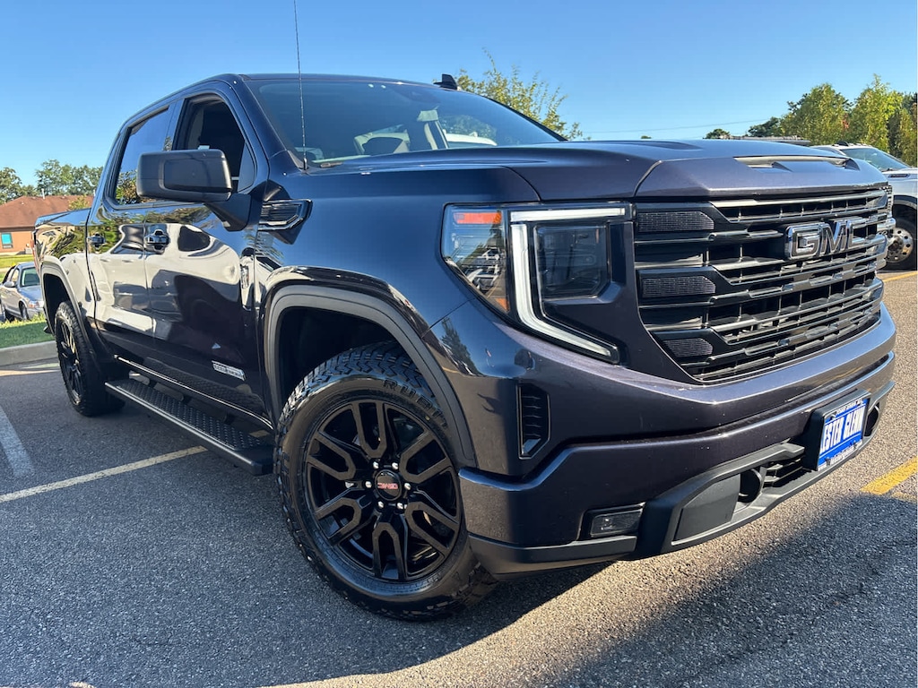 Used 2024 GMC Sierra 1500 Elevation 4WD Crew Cab 147 4WD Crew Cab 147