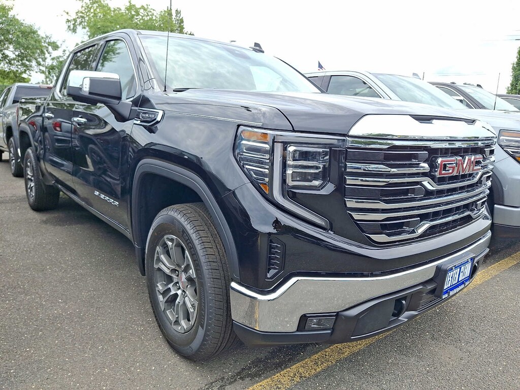 New 2026 GMC Sierra 1500 SLT