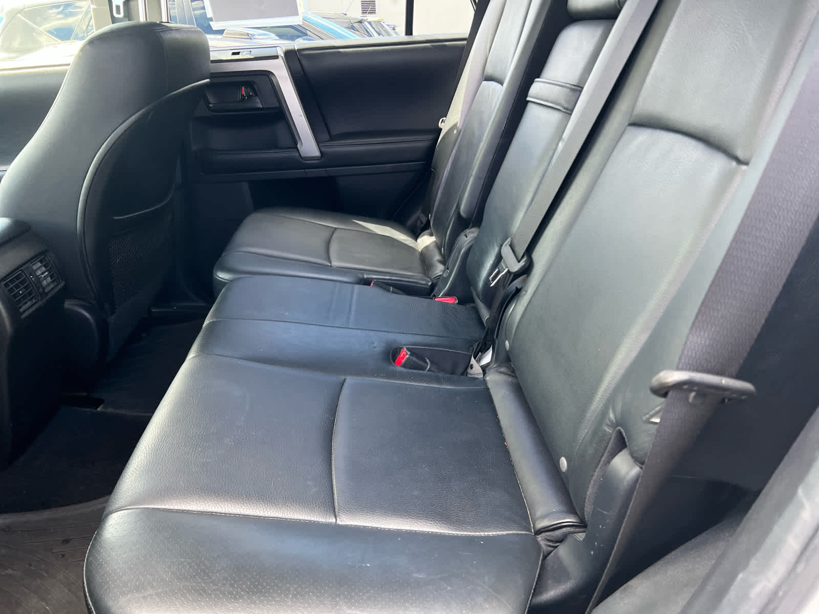 2013 Toyota 4Runner Limited photo 3