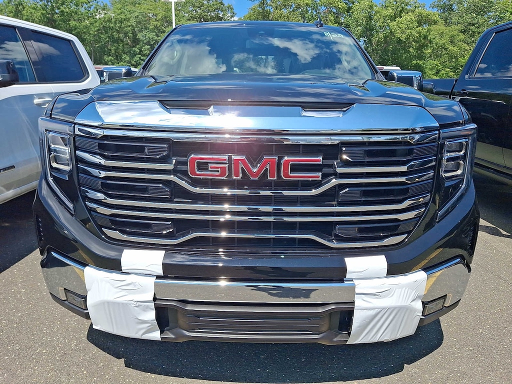 New 2026 GMC Sierra 1500 SLT