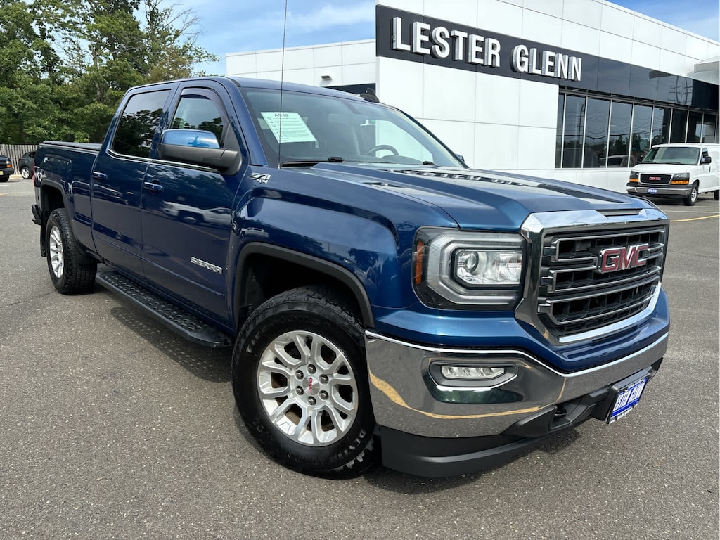 Used 2016 GMC Sierra 1500 SLE 4WD Crew Cab 143.5 4WD Crew Cab 143.5