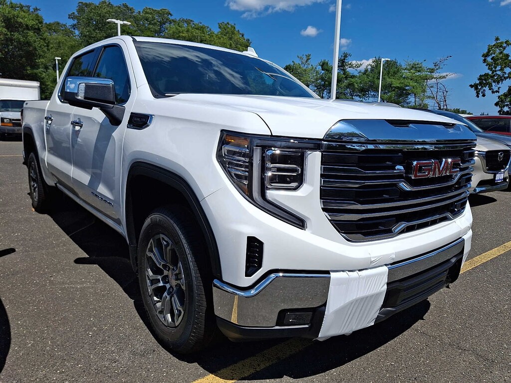 New 2026 GMC Sierra 1500 SLT