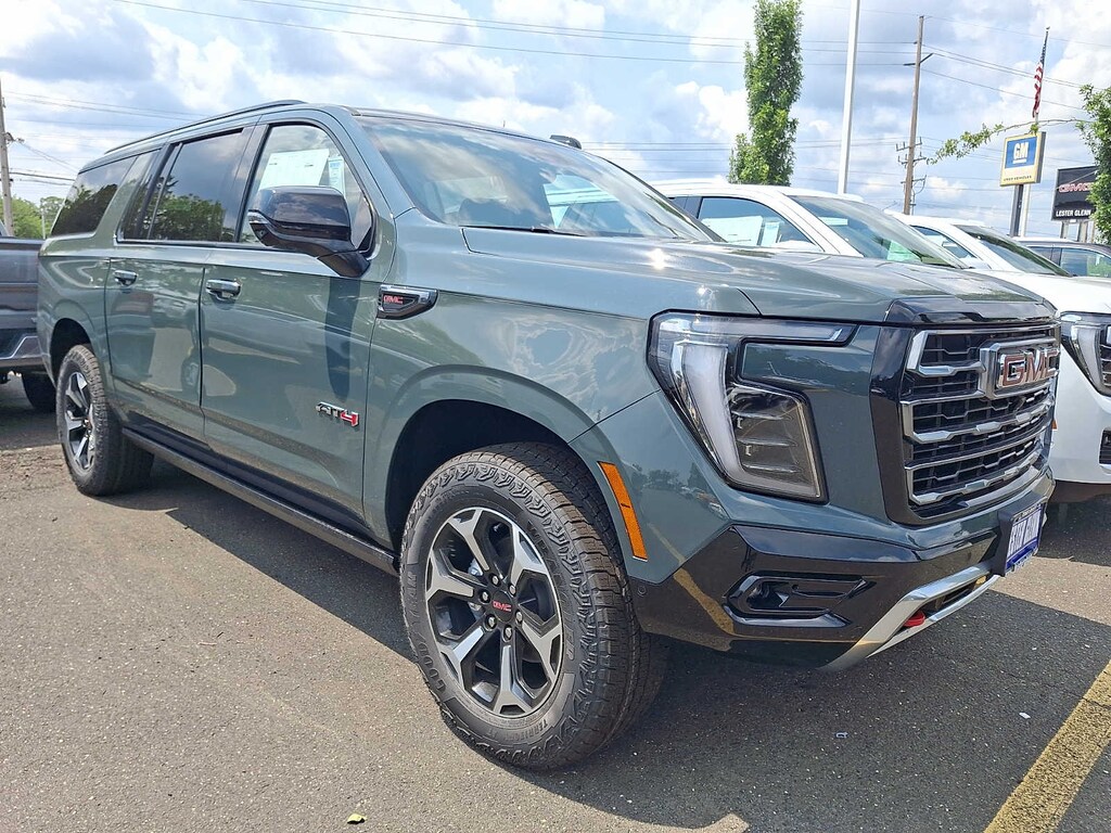 New 2026 GMC Yukon XL AT4 4WD