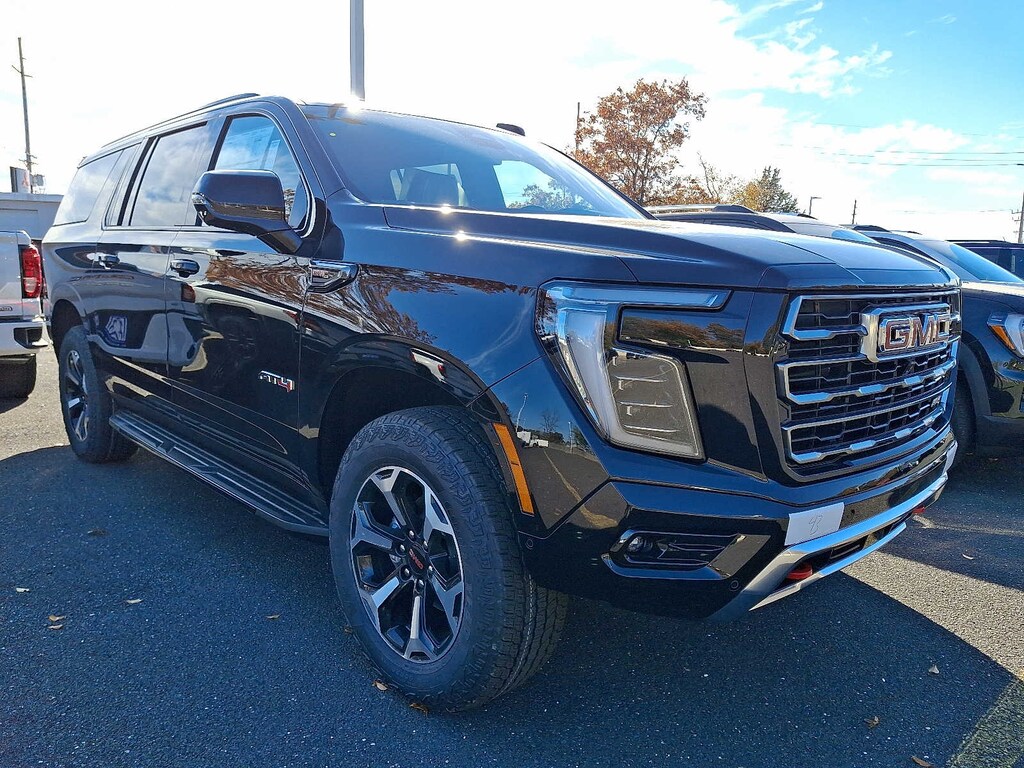 New 2026 GMC Yukon XL AT4 4WD