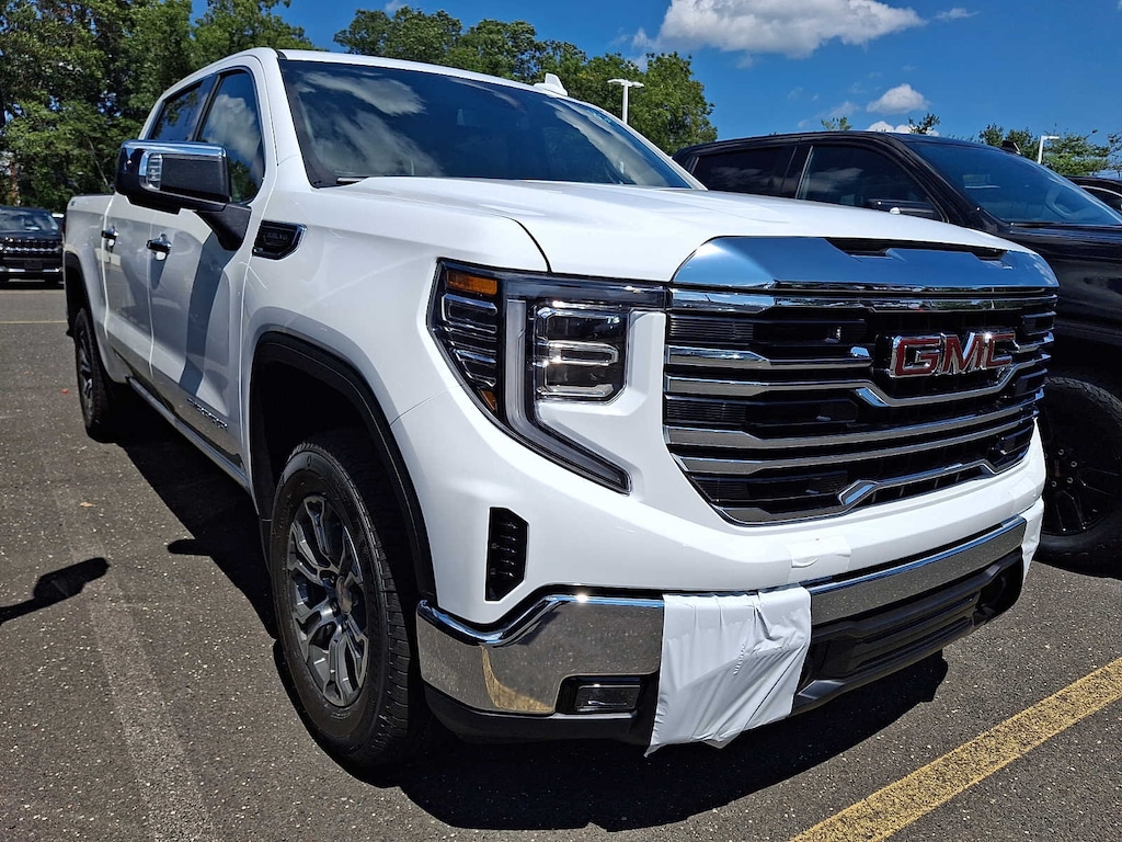New 2026 GMC Sierra 1500 SLT